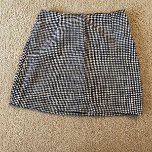 Women’s Abercrombie Mini Skirt in XS
